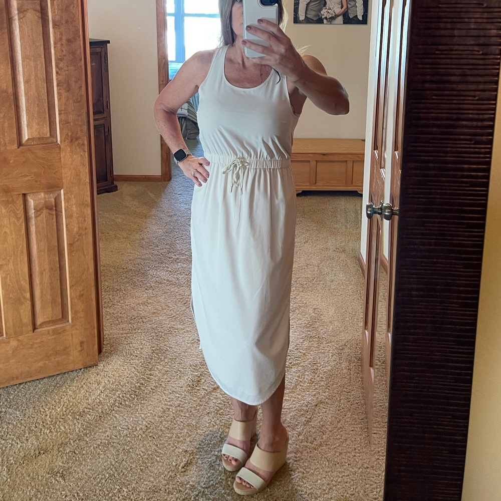 Off-white sleeveless midi dress